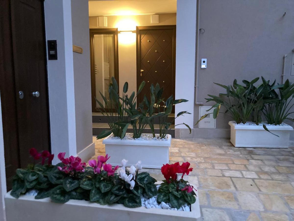 Suite & Spa Via Veneto Monopoli Εξωτερικό φωτογραφία